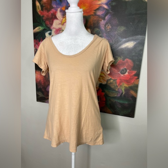 James Perse NWOT Tan Scoop Neck T-shirt Sz 1/S Minimalist Contemporary Chic - Picture 2 of 10